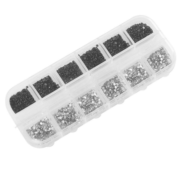 Nail Art Rhinestone Kit - Picture 3 of 5